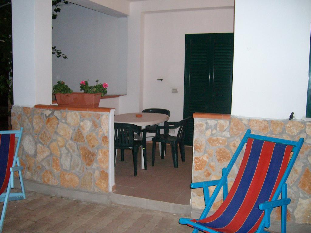 Casa Vacanze Villa Francesca Пешичи Екстериор снимка