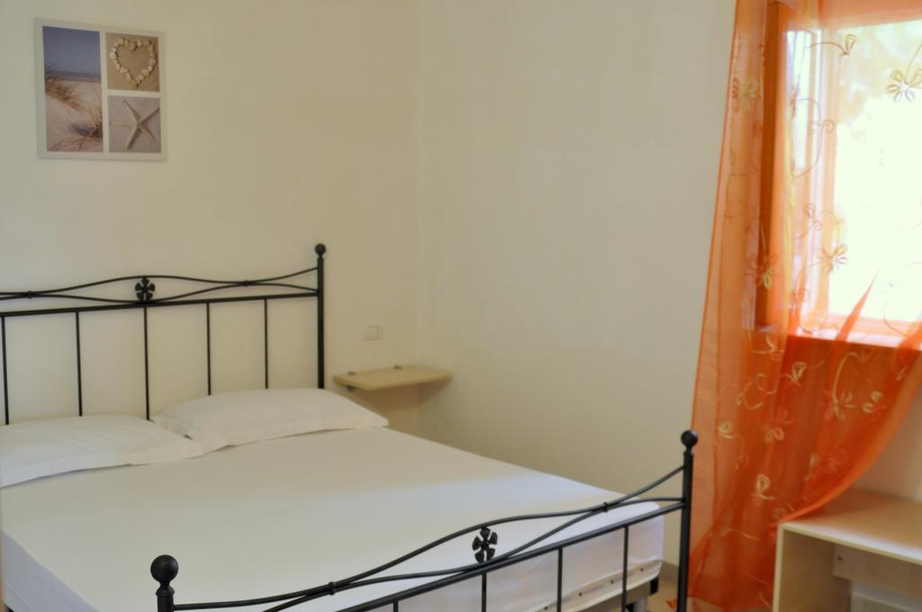 Casa Vacanze Villa Francesca Пешичи Екстериор снимка